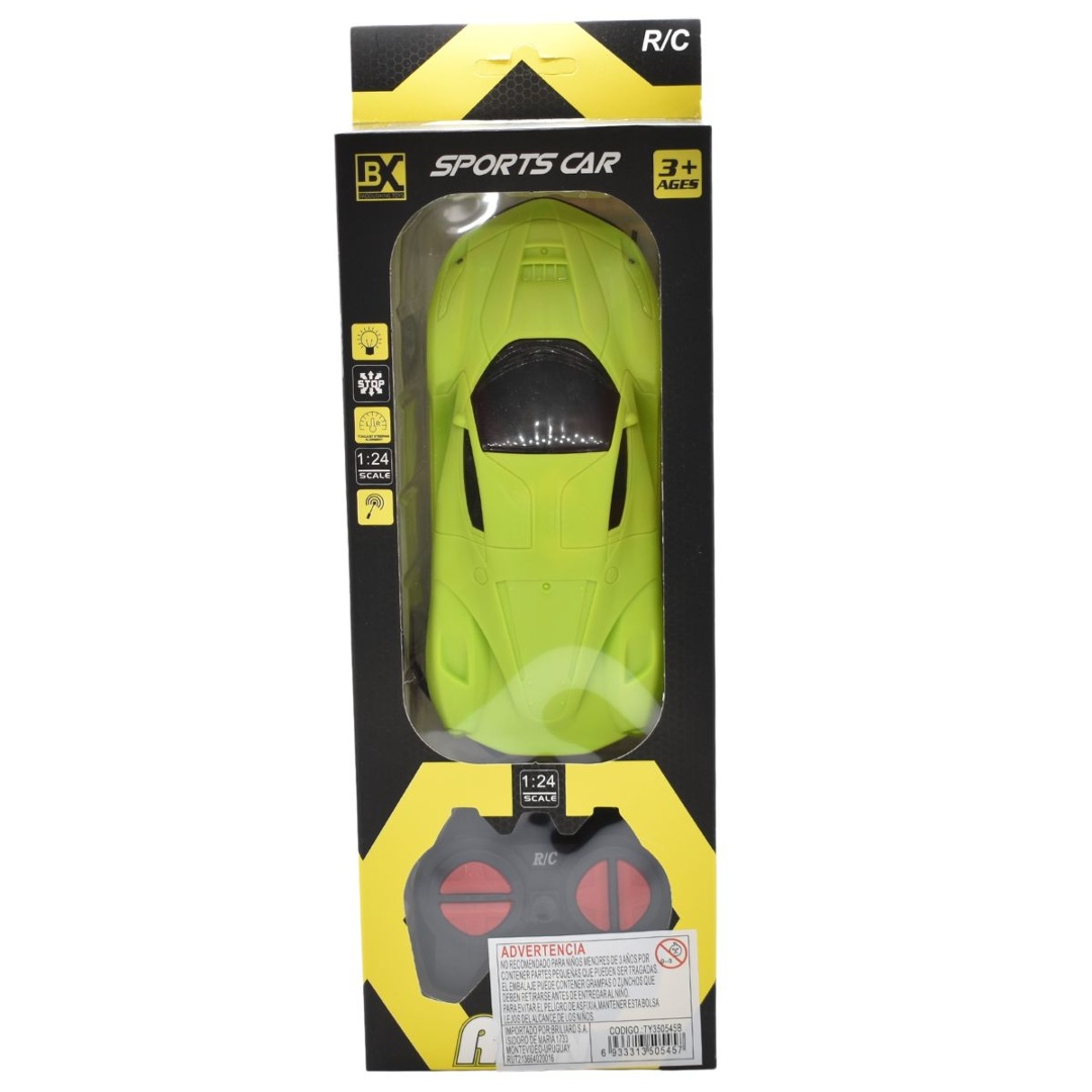 Auto con batería recargable a control remoto, 18 × 8 cm