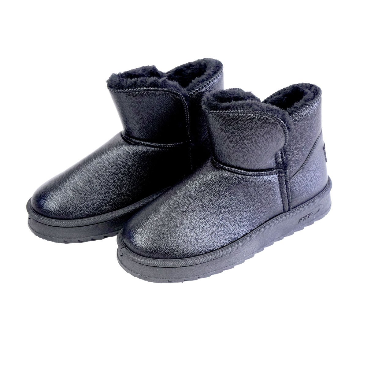 Bota baja de cuerina forrada cordertio UGG dama 36-41